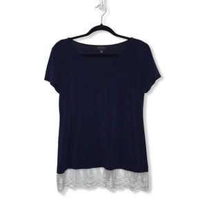 AB Studio-Navy Blouse w/ lace hem-Short sleeves-EUC-Sz Med.